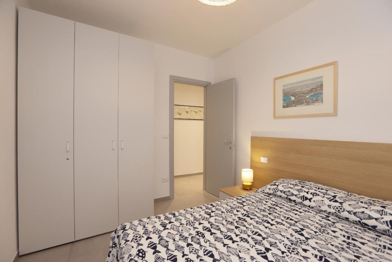 Adamaina - Sea View Apartment With Private Garage Сестрі-Леванте Екстер'єр фото